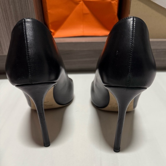 Jimmy Choo Black Italian Patent Leather Pointed Toe Stiletto Heel Pumps Size 38. - Picture 4 of 5